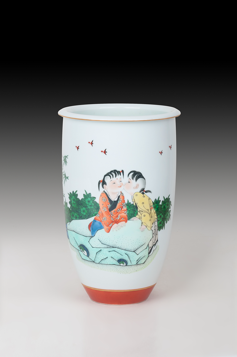 古彩《一對寶貝》瓶32x20cm.png
